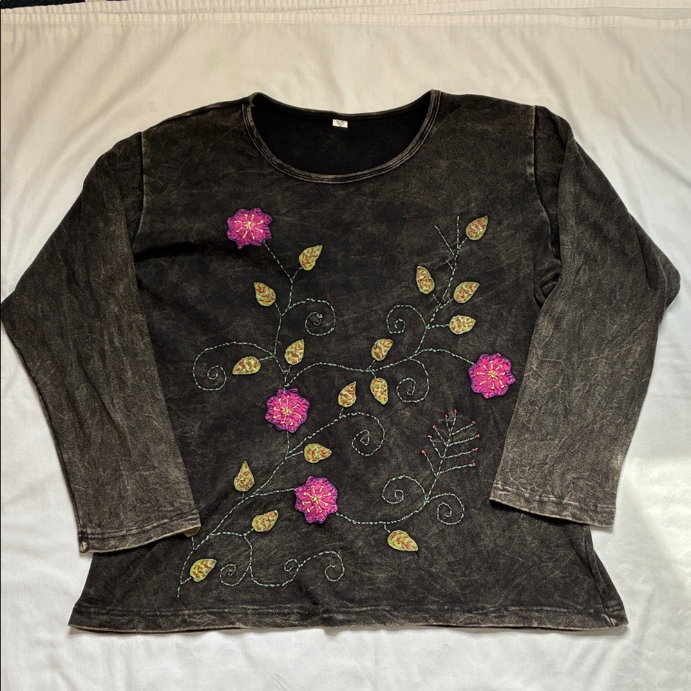 100% Wool Black Long Sleeve Top Floral Stitching Design Size XXL